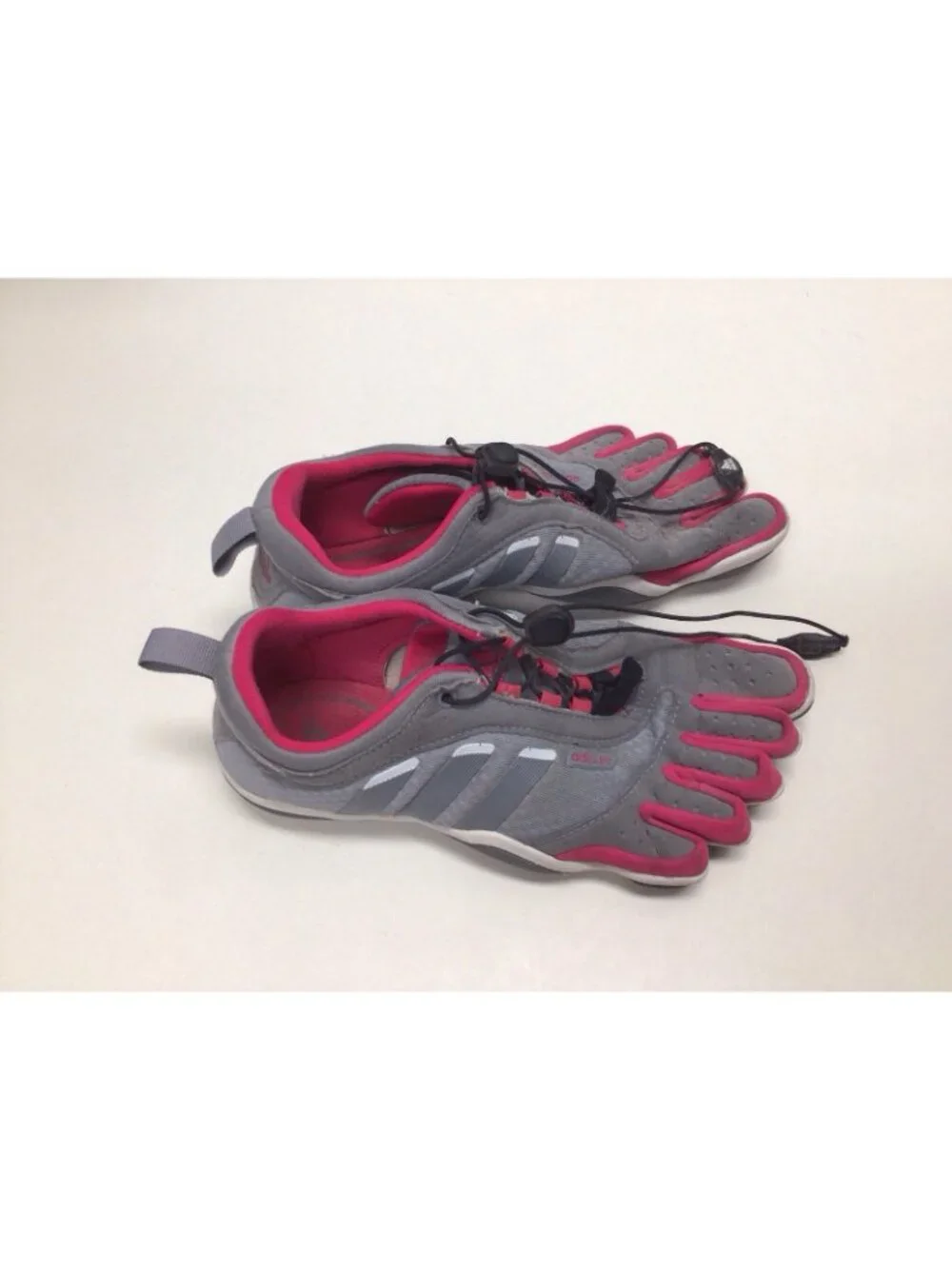 Adidas Shoes Womens 5 Adipure Trainer Barefoot Sneakers Gray Pink Comfort Flats